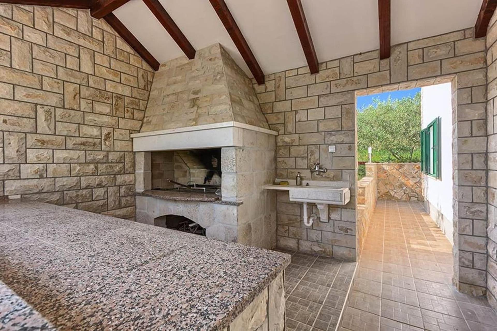 Traditional Dalmatian Stone House By The Sea Okrug Gornji Exterior foto