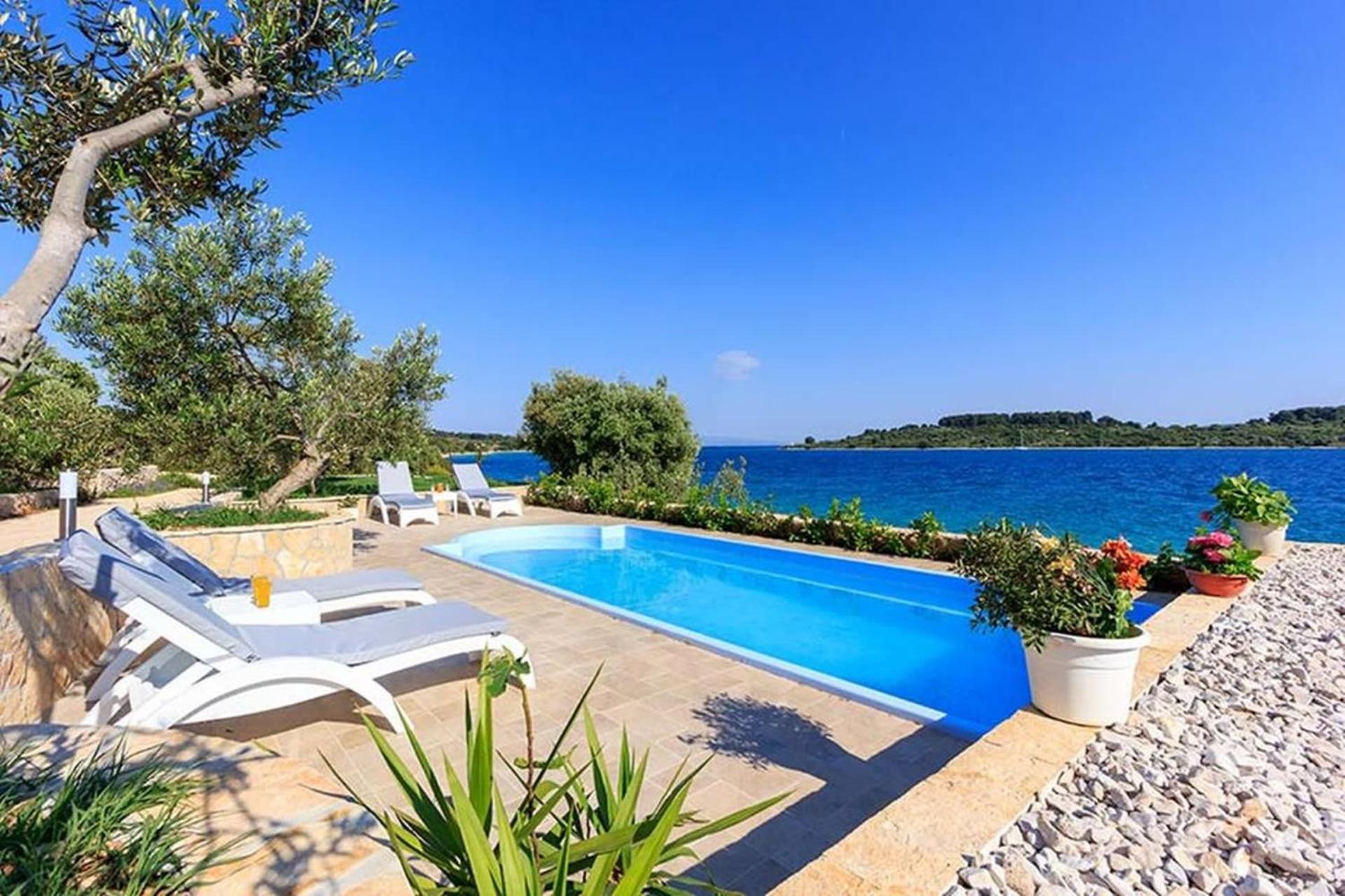 Traditional Dalmatian Stone House By The Sea Okrug Gornji Exterior foto